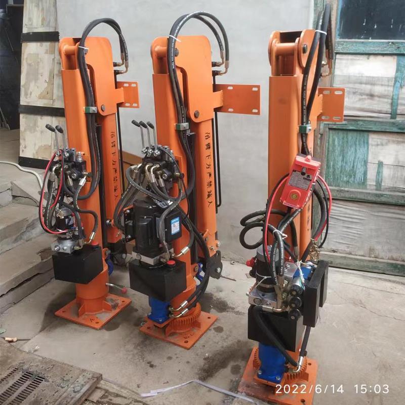 蔚县重汽蓝牌随车吊 3.2吨 国六动力强 液压驱动 农用自卸起重机